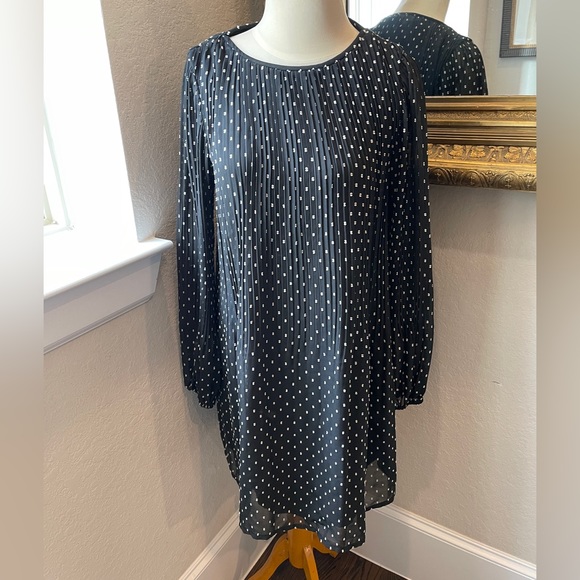 Maje Pleated Rockito Allover Polka Dot Print Black and White Shift Dress. Size 2 - Picture 4 of 14